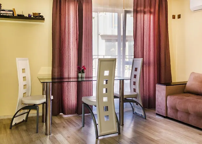 Feniks Διαμέρισμα *