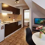 Apartment Feniks *