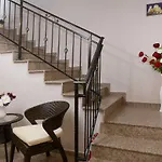 Apartment Feniks *